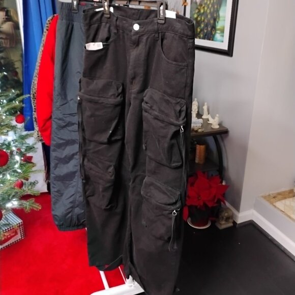 Zara Denim - ZARA Women’s Black Cargo Jeans Relaxed Fit Utility Pants Size 34